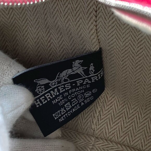 HERMES Pink Vanity Bag - Picture 14 of 14